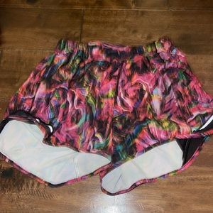 lulu lemon hotty hot shorts